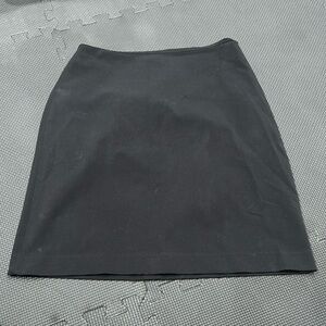 THE LIMITED size 4 black skirt